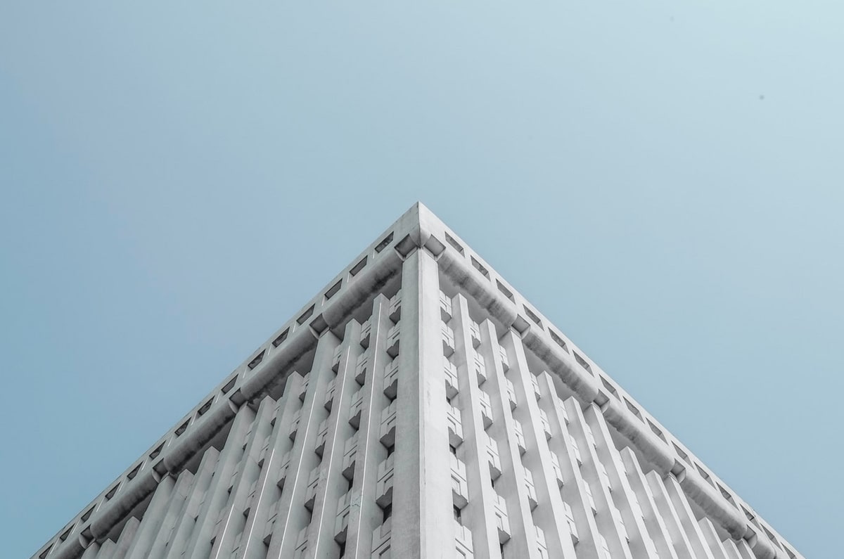 LPL高光时刻：你狸大招真好用，haichao塞拉斯团战三杀